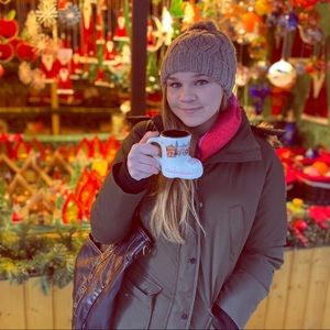 Meet your Posher, Amber